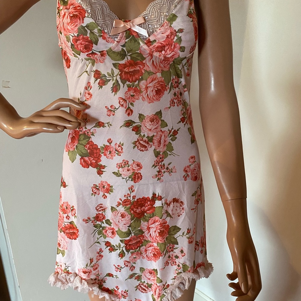 NWOT NIGHTIE SZ S Pink Honeymoon Sexy